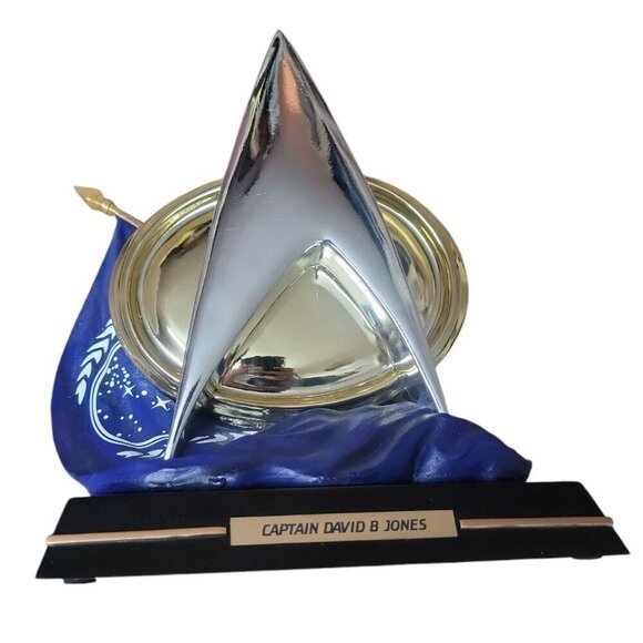 2014 Star Trek Sculpture To Boldly Go Sculpture Bradford Exchange Captain Jones - Picture 1 of 9
